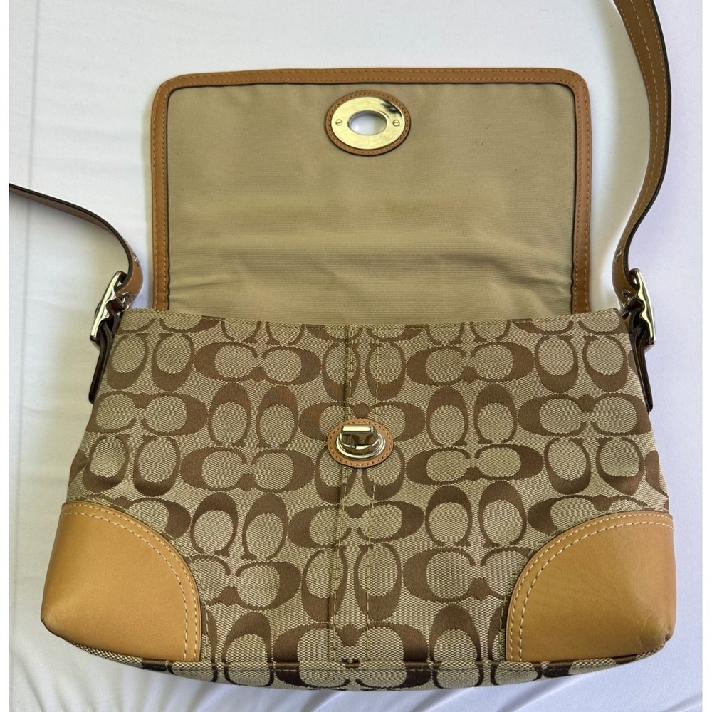 Coach F13066 Hamptons Turnlock Flap Brown Signature Leather Shoulder Bag Y2K - Picture 9 of 16